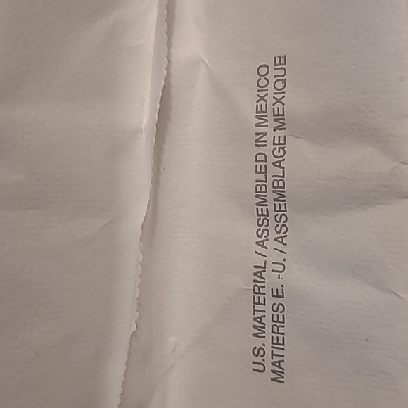 Eaton's Christmas Dreams paper bag - Picture 2 of 7